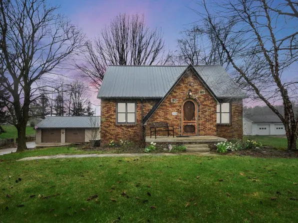 2438 Walker Lake Rd, Mansfield, OH 44903