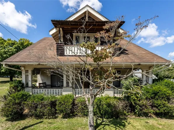 144 Lindsay Rd, Carnegie, PA 15106