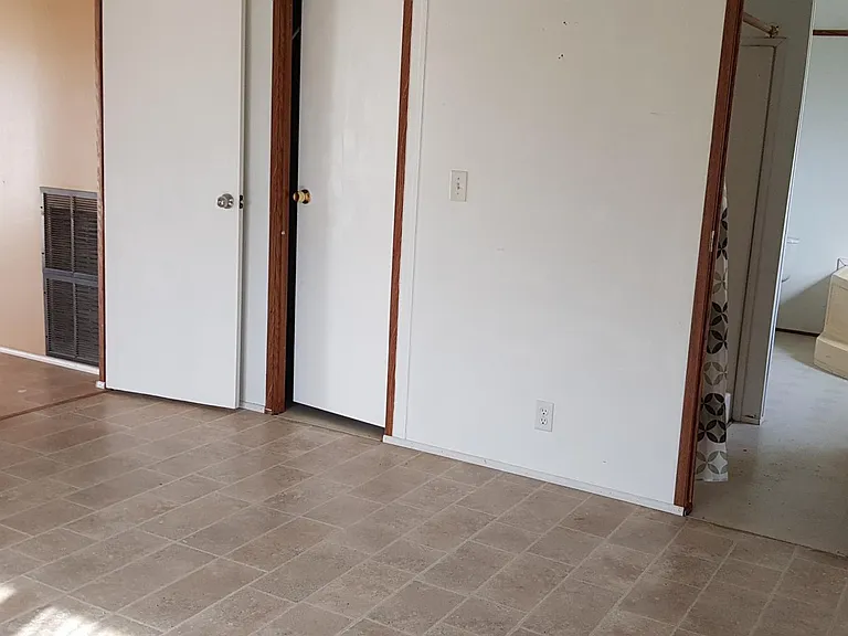 10325 County Road 470 — Photo 4
