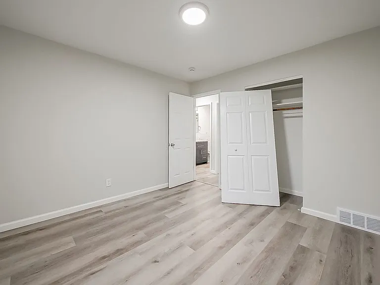 536 Emerson Ave — Photo 15