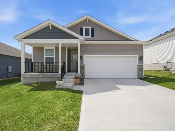 518 Elkhorn St, Mitchellville, IA 50169