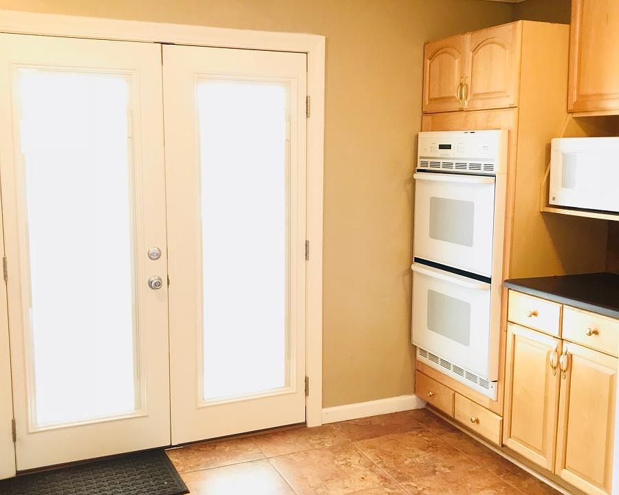 1st image of 6405 Village Ln