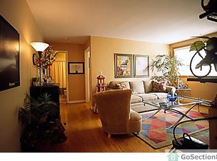 1408 W Juneway Ter, Chicago, IL 60626