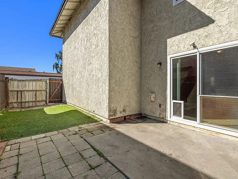 10187 Peaceful Ct — Photo 11