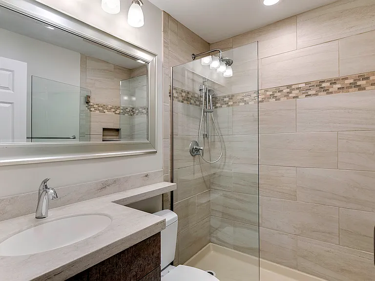 6641 Birchwood Ave #1 — Photo 18