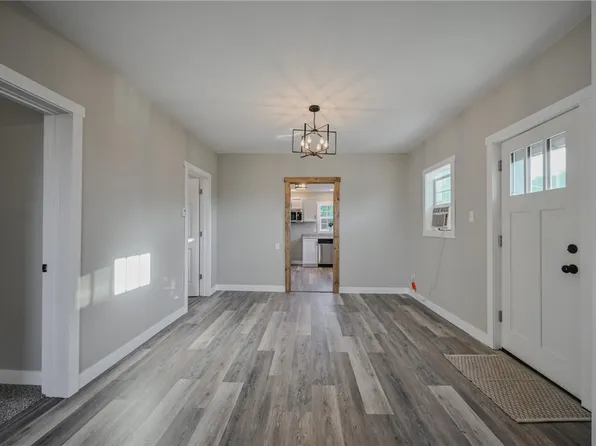 7925 South St, Conover, OH 45317