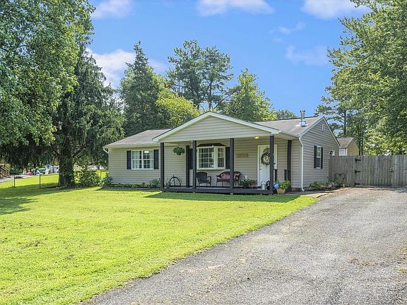 2nd image of 39219 Birch Manor Dr