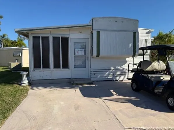 737 Nettles Blvd, Jensen Beach, FL 34957