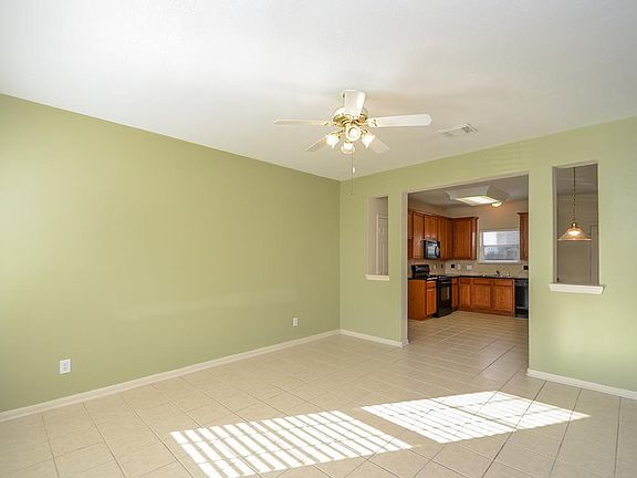 4th image of 311 Plaza Del Sol Park