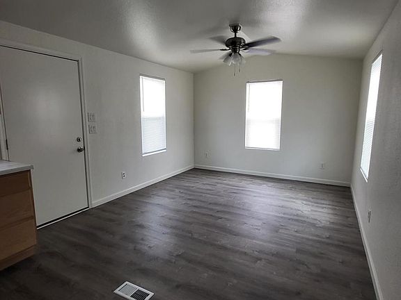 3rd image of 3974 E Shaeffer Ave
