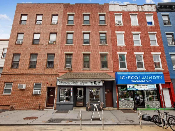 342 2nd St #3, Jersey City, NJ 07302