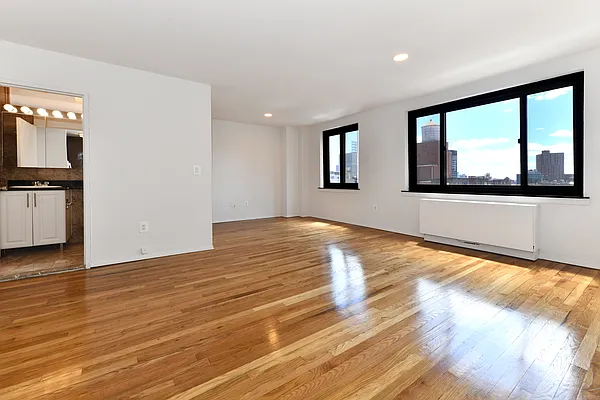 Rented by AZ REALTY NYC LLC | media 13