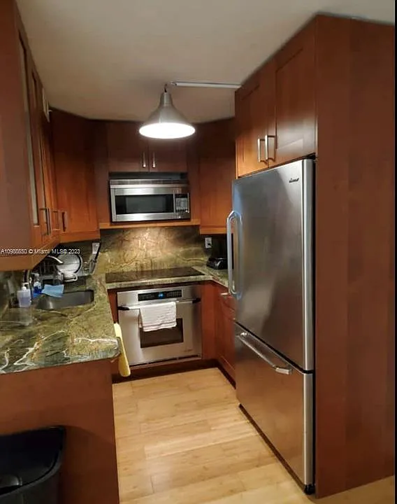 753 Michigan Ave #2B