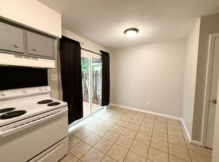 405 17th Ave NE APT 5, Hickory, NC 28601