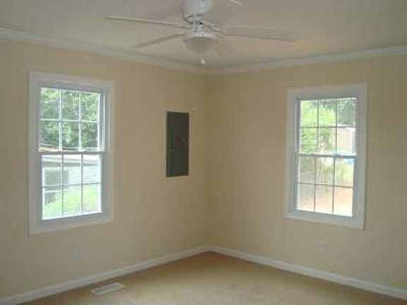 3rd image of 2106 Bethlehem Ave