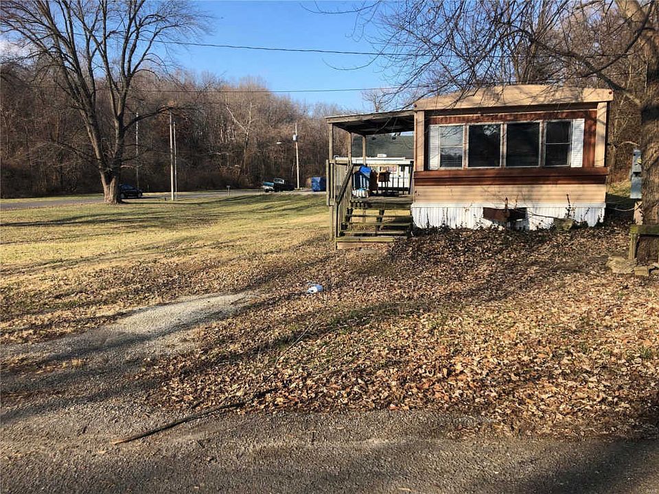 2nd image of 204 Branch St
