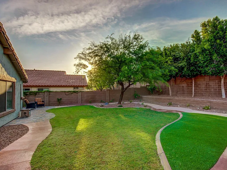 12754 W Desert Mirage Dr — Photo 22