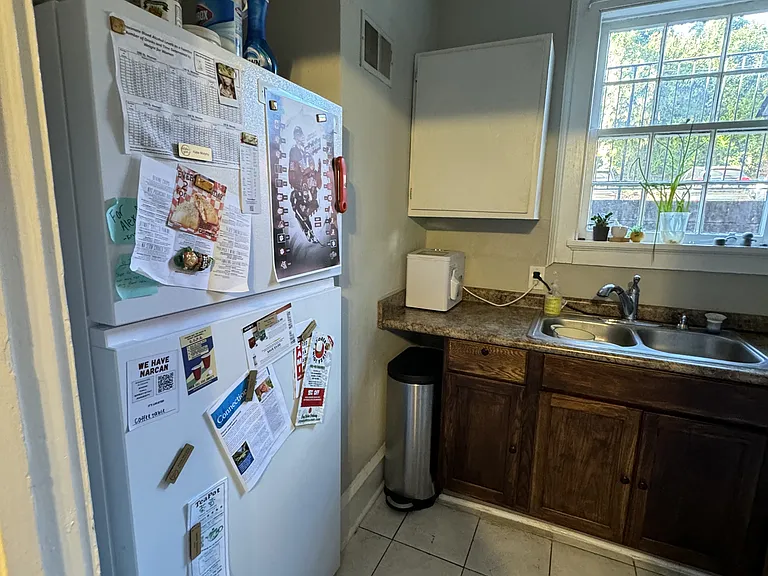 1819 Greene St #1819 — Photo 7
