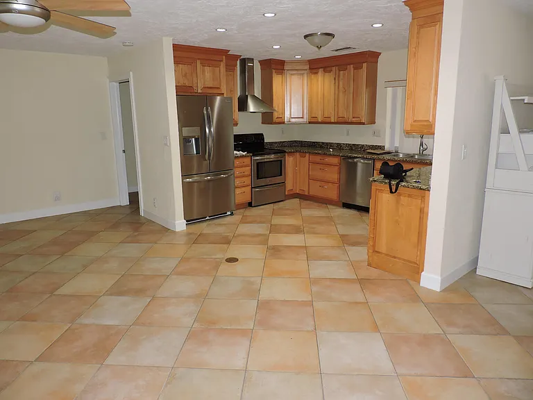 4529 Square Lake Dr — Photo 4