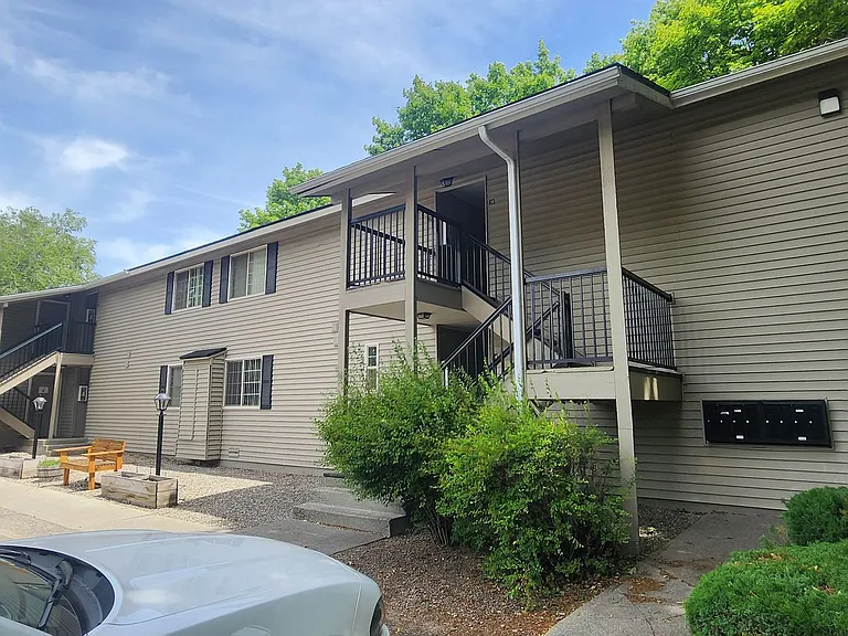 Aspen Meadows Apartments! — Photo 9