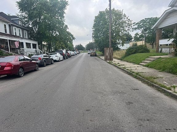 5th image of 272 Dakota Ave