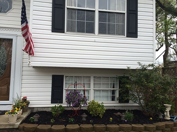 2nd image of 7712 Woodlawn Ave