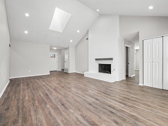 4th image of 3719 Westminster Dr