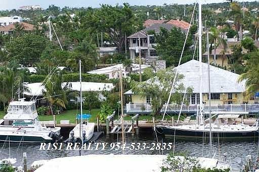 2nd image of 1600 NW 15th St