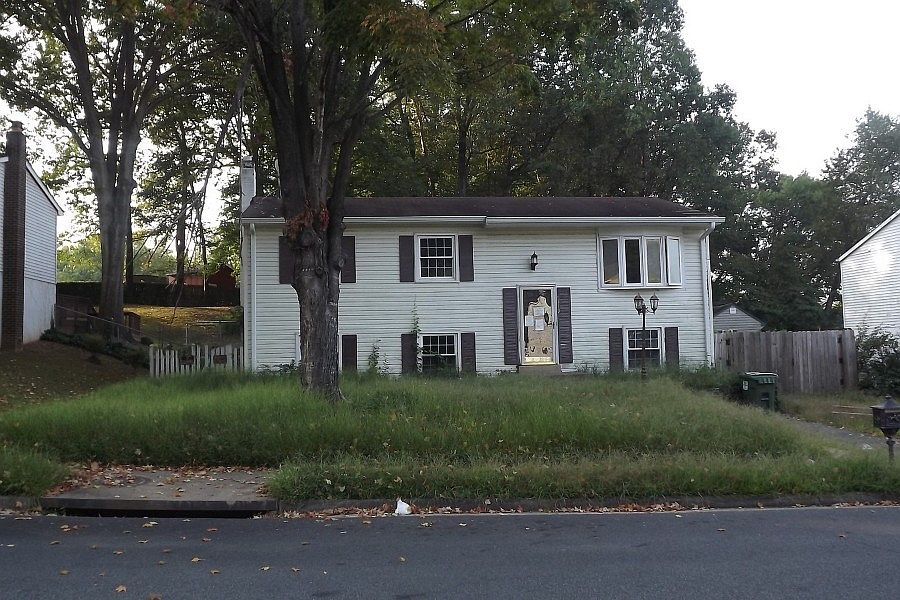1st image of 5319 Macwood Dr