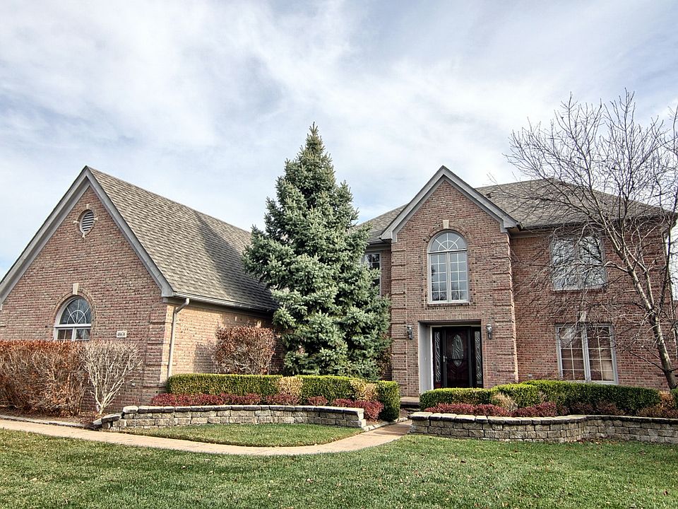1st image of 48636 American Elm Dr