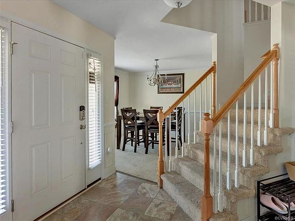 2nd image of 5842 Autumnleaf Dr