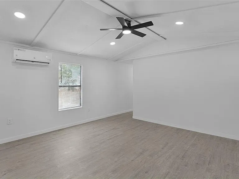33514 Luana Ct — Photo 17