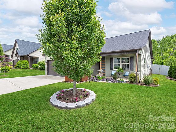 2nd image of 200 Water Leaf Dr
