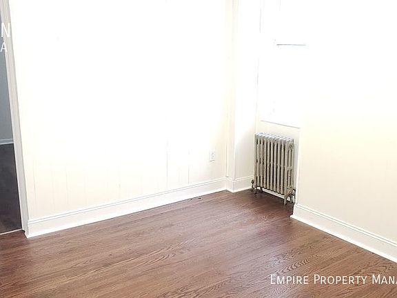 5th image of 1606 Newport Ave APT 1