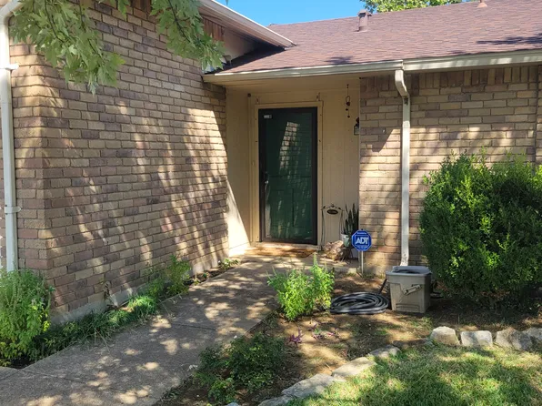 2023 Newbury Dr, Arlington, TX 76014