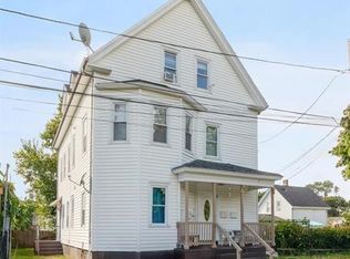 122 Eliza St, Providence, RI 02909