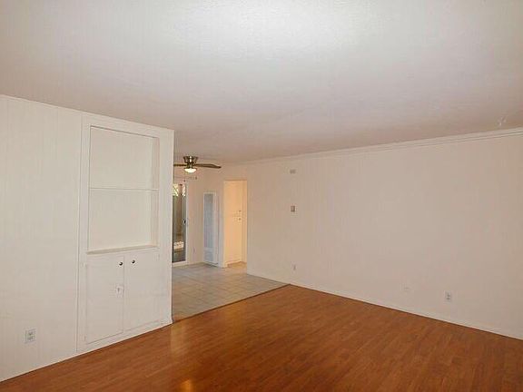 2nd image of 4052 Oregon St #2