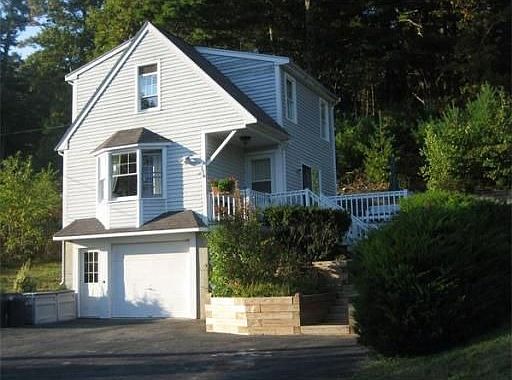 2nd image of 176 Cohasset Ave