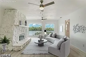 2 bed, 2.0 bath, 1245 sqft, $1,775 — Photo 3