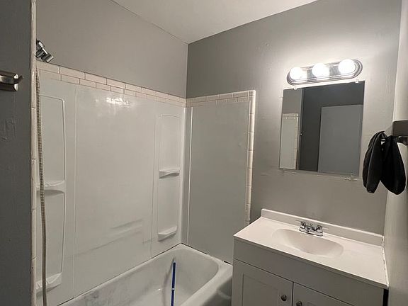 2nd image of 1255 Alexandria Dr #Z3