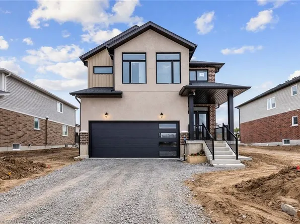 123 Maple St, Mapleton, ON N0G 1P0