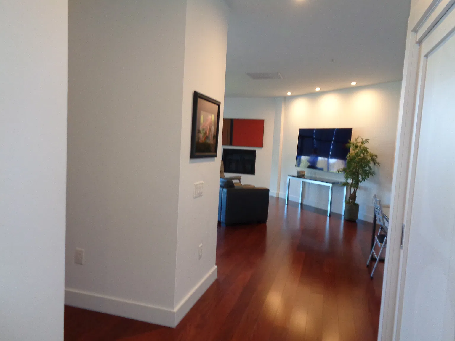 2 bed, 1600 sqft, $4,250 — Photo 2