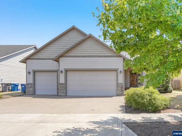 902 Ike Mooney Rd, Silverton, OR 97381