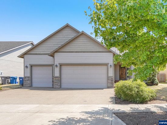 902 Ike Mooney Rd, Silverton, OR 97381
