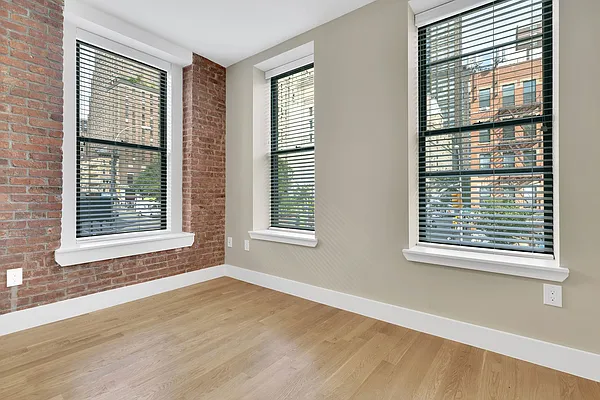 Rented by Cooper & Cooper Real Estate | media 9