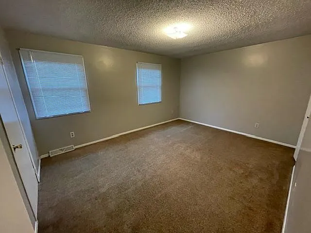 1457 Karl Dr — Photo 3
