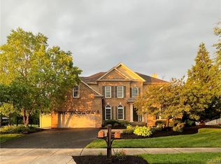 6889 Gwenmawr Rd, Bethlehem, PA 18017