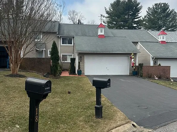 16 Killala Ct, Lutherville Timonium, MD 21093