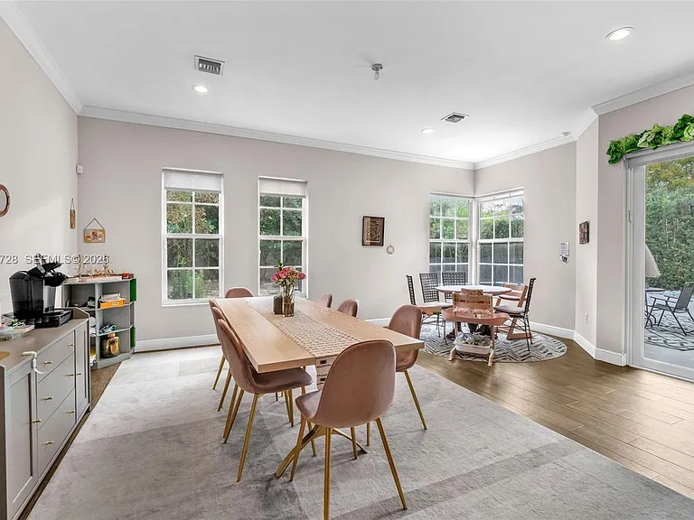 3545 Forest View Cir — Photo 20