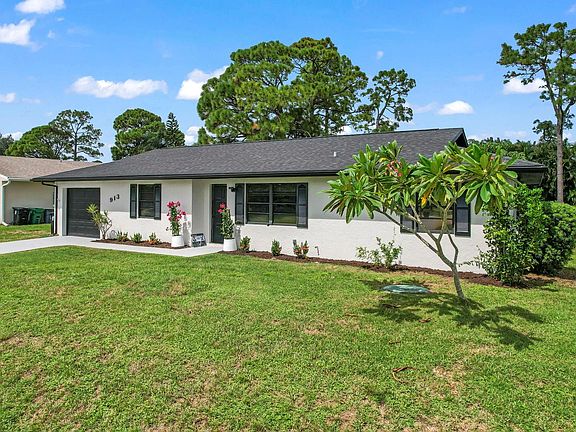 4th image of 913 SE Bayfront Ave